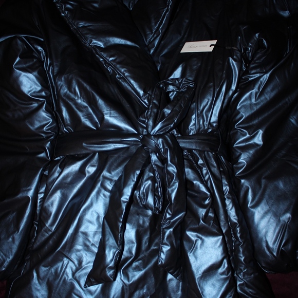 💫🎉HP💫🎉LOVERS + FRIENDS Calla Lily Belted Puffer - Picture 4 of 8